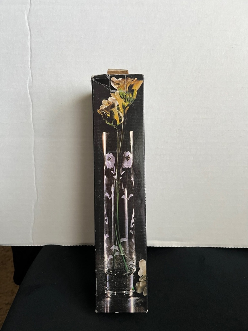 Stylesetter Handcut Mouth Blown Crystal Rosecut Bud Vase.